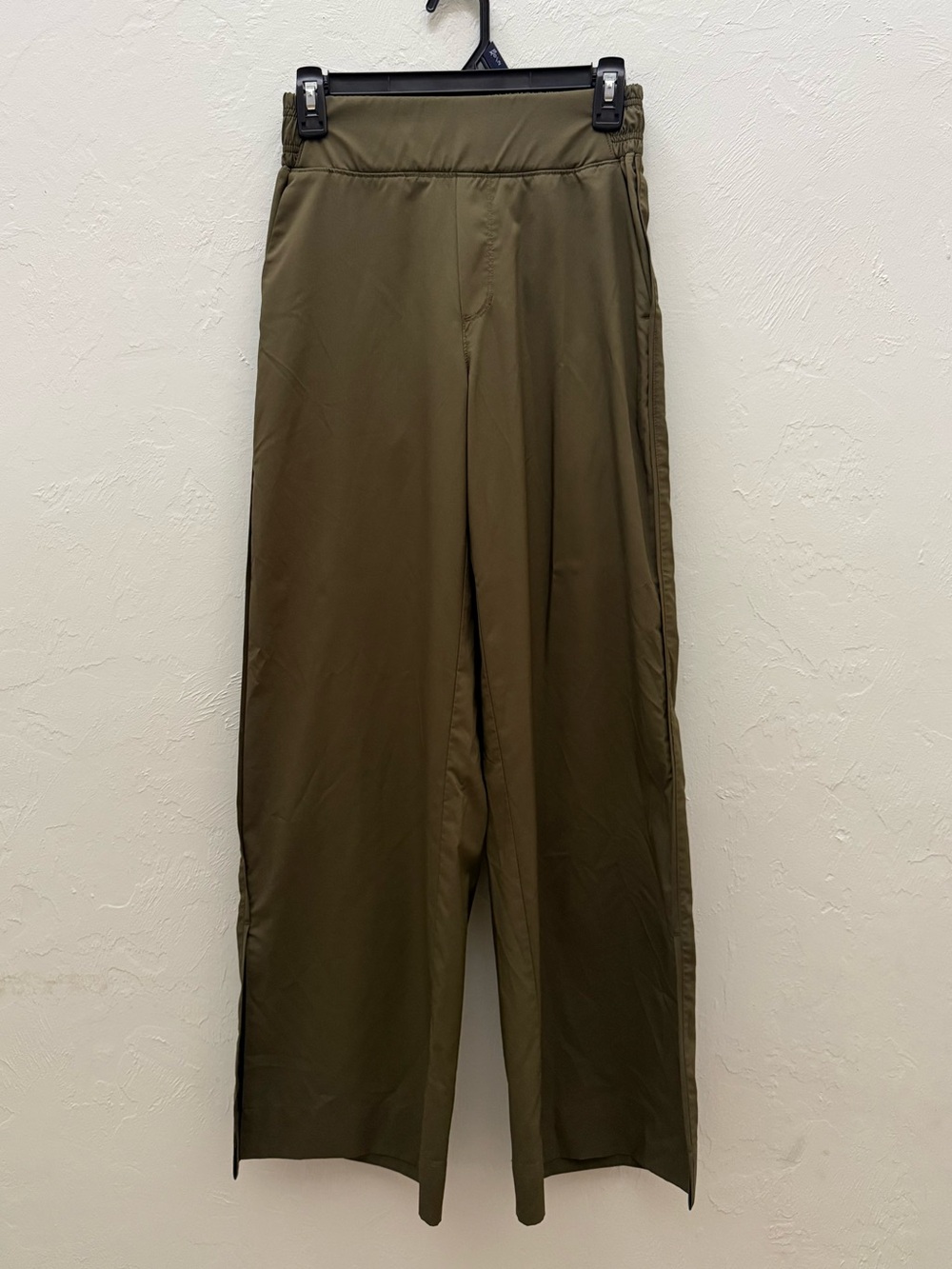 Old Navy  Wide-Leg Pants with Elastic Waistband